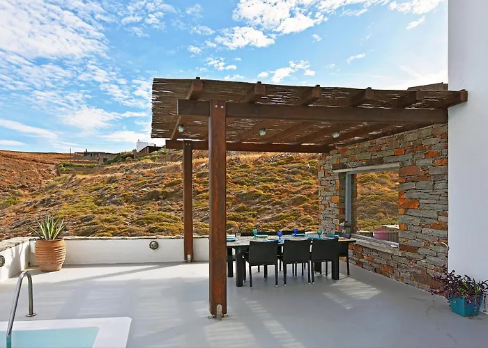 別荘 Luxury Jomar With A Swimming Pool And Sea View, In The Area Of Otzia *